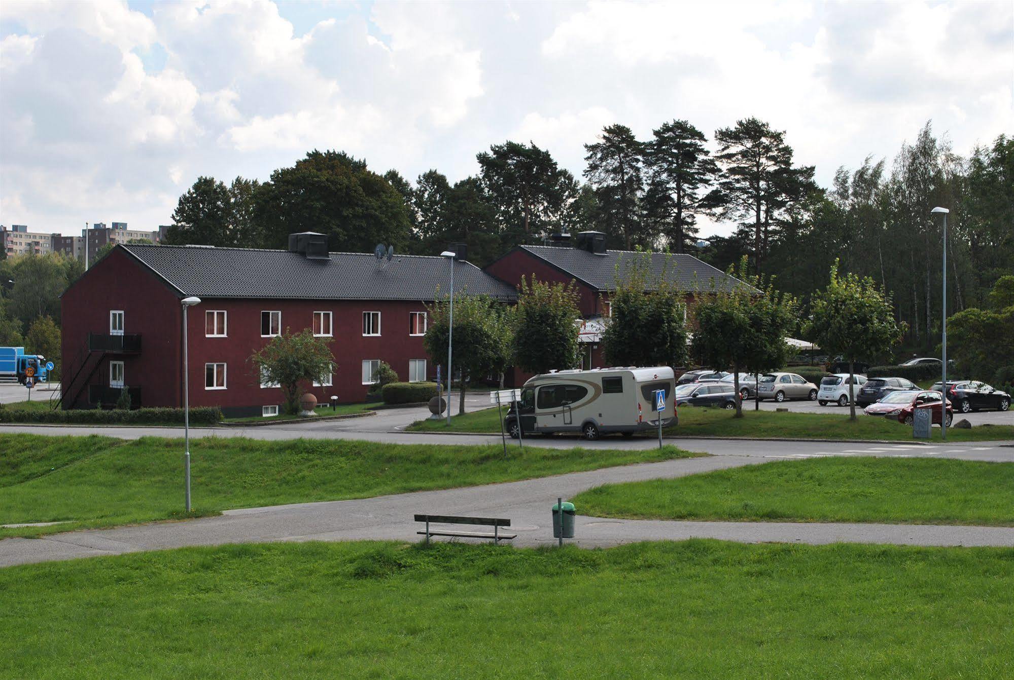 Slagsta Motell & Waerdshus Norsborg Exterior foto